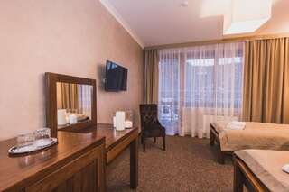 Отель Davir Spa Resort Лумшоры Двухместный номер с 2 отдельными кроватями и видом на горы-6